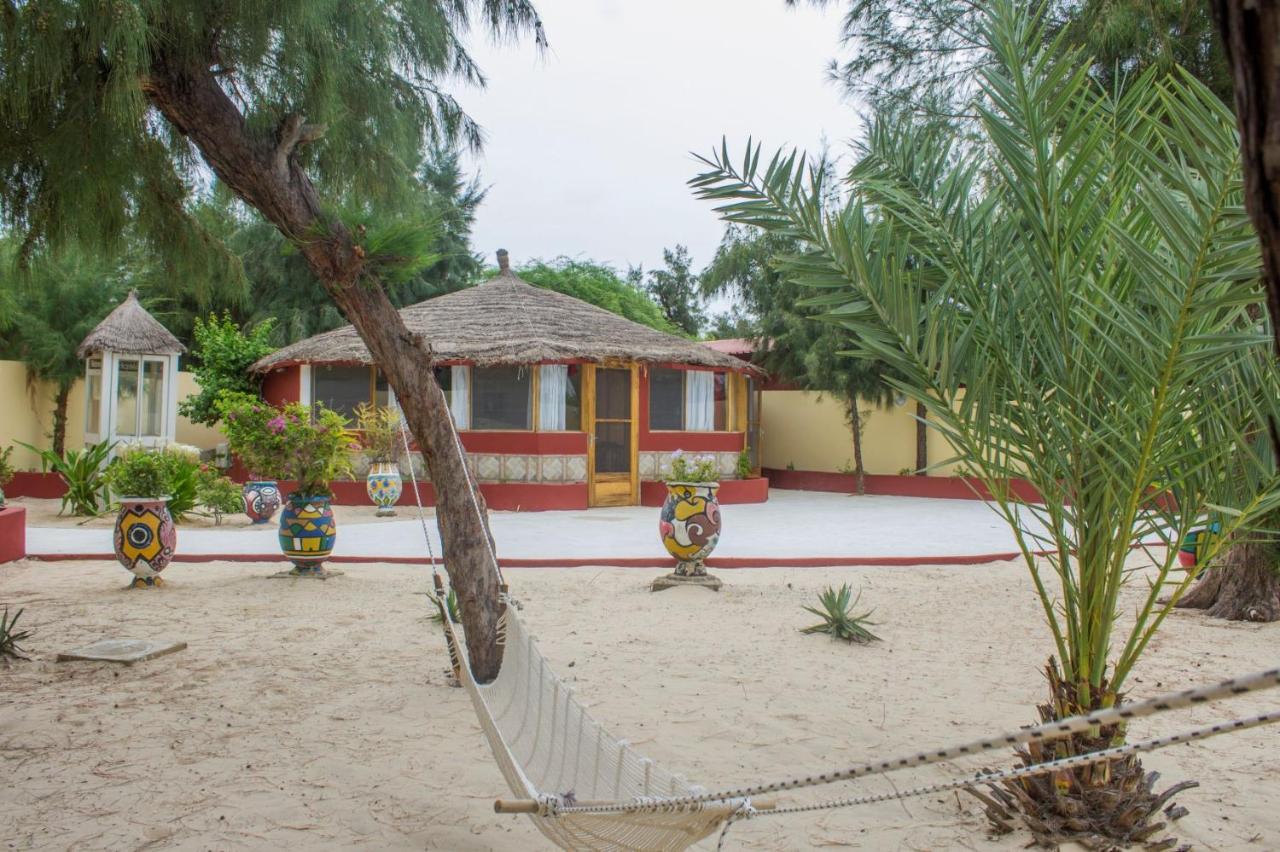 Diamarek Hotel Sur La Plage Saint-Louis Exteriér fotografie