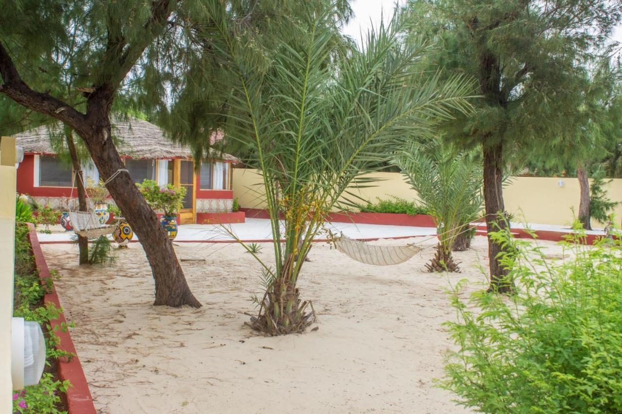 Diamarek Hotel Sur La Plage Saint-Louis Exteriér fotografie