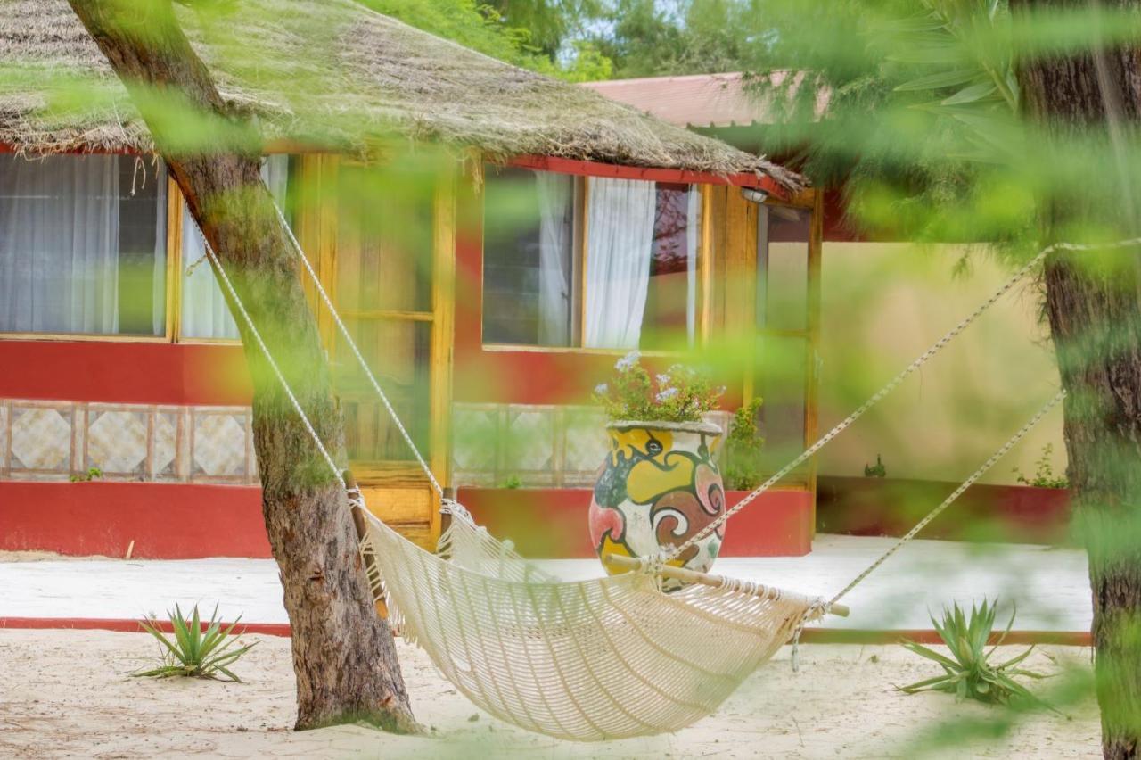 Diamarek Hotel Sur La Plage Saint-Louis Exteriér fotografie